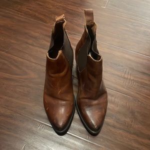 Steve Madden leather boots